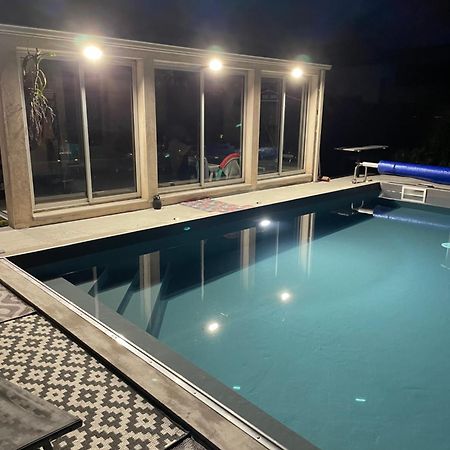 Au Calme Dans Le Marais Avec Piscine Hotel Yves Eksteriør billede